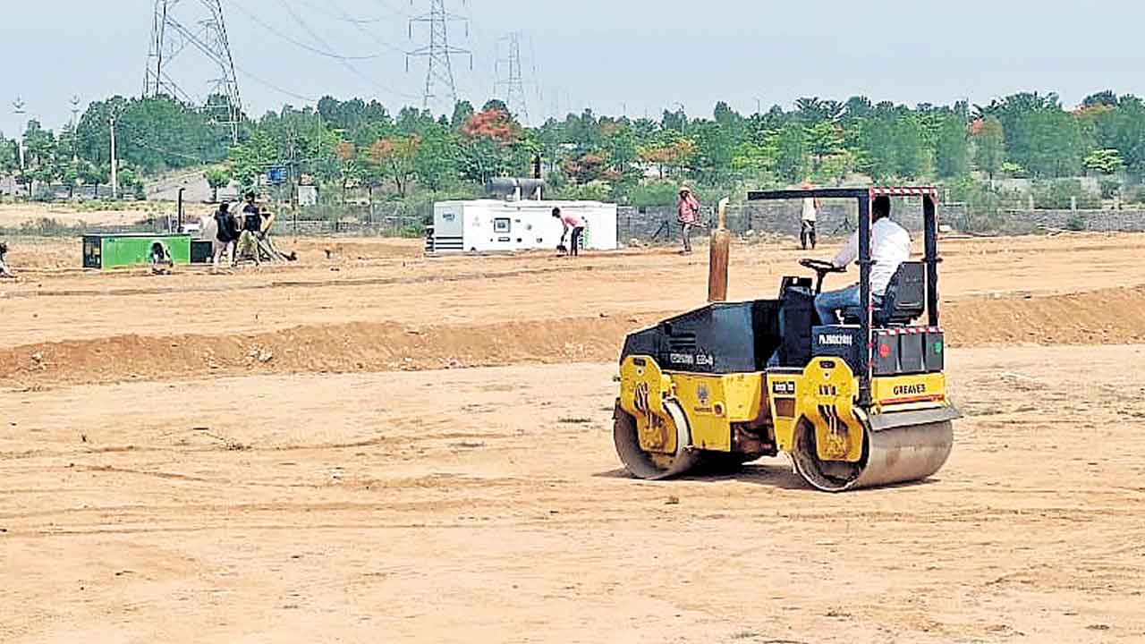 పరుగులు పెడుతన్న పారిశ్రామిక ప్రగతి