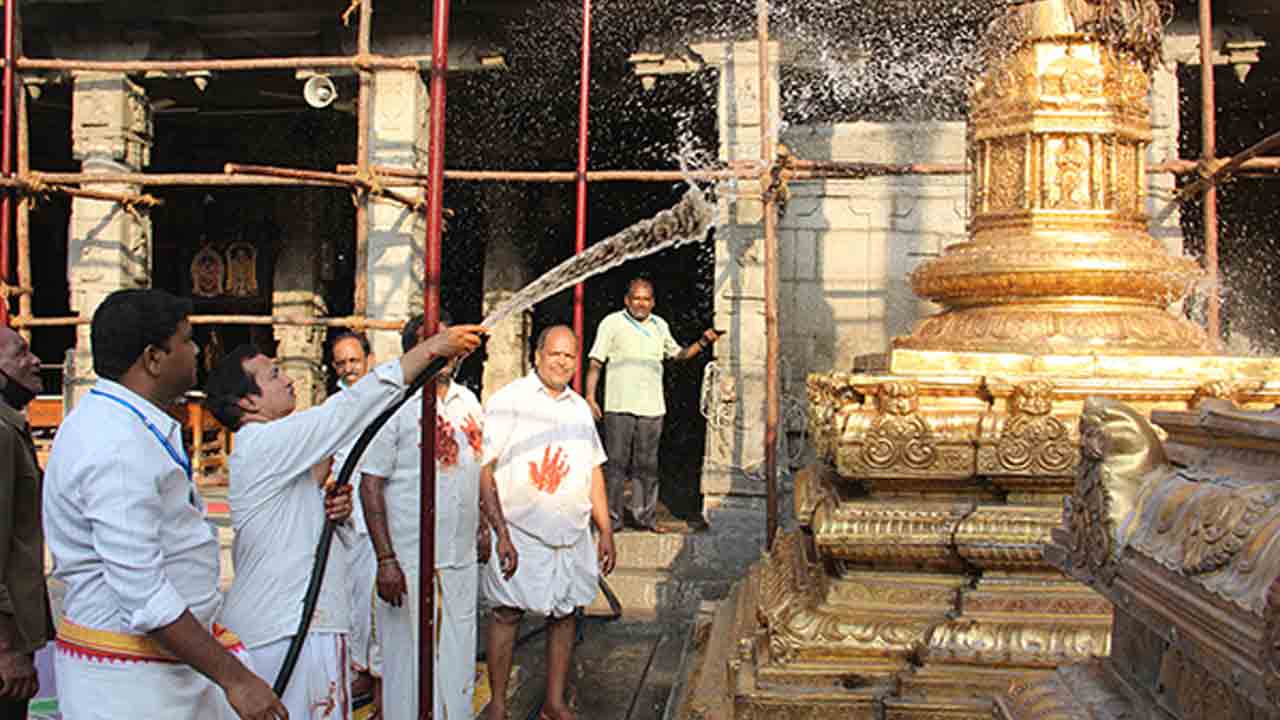Tirupati | శ్రీ గోవిందరాజస్వామి ఆలయంలో ఘనంగా కోయిల్‌ ఆళ్వార్‌ తిరుమంజనం