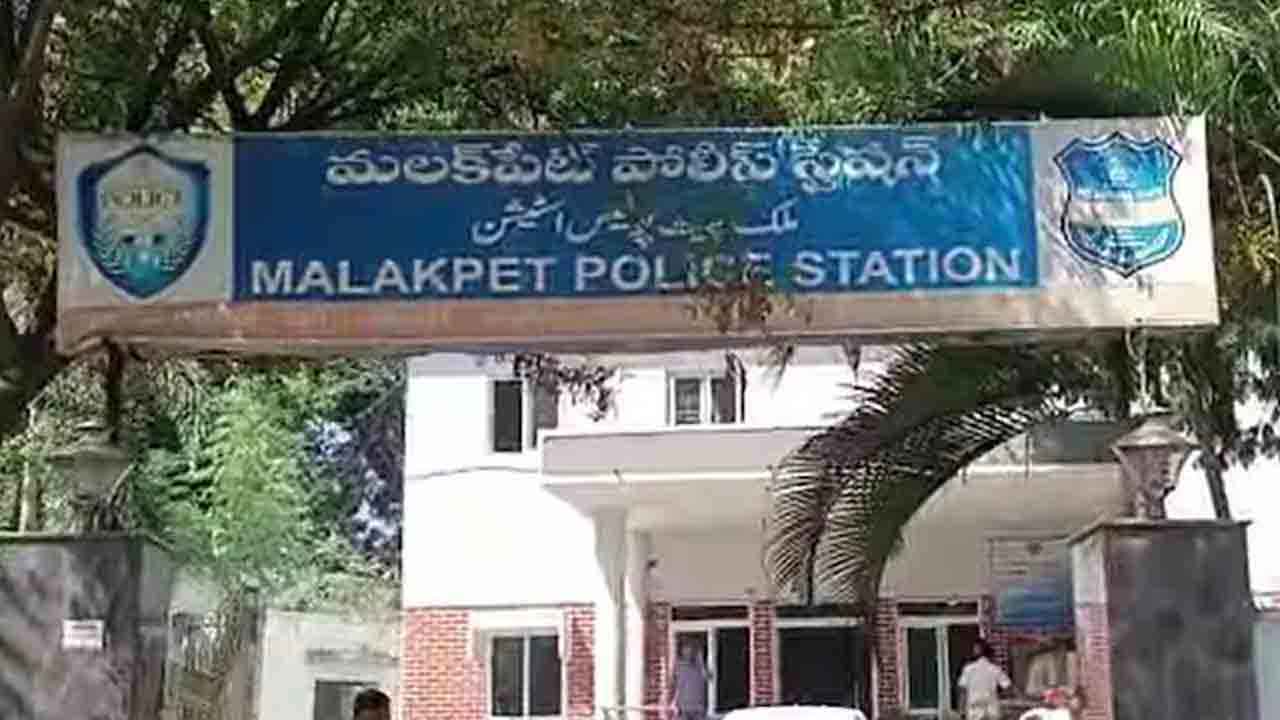 ఆ తల ఎవరిది.?