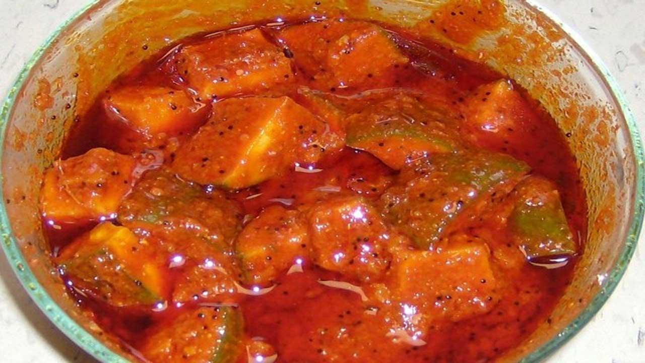 మామిడి తొక్క మజాయే వేరు!