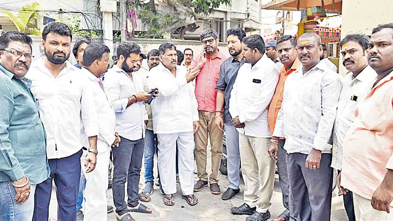 నియోజకవర్గం అభివృద్ధిపై ప్రత్యేక దృష్టి