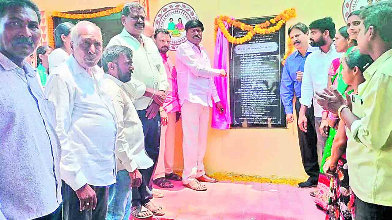 ప్రజల చెంతకే వైద్య సేవలు