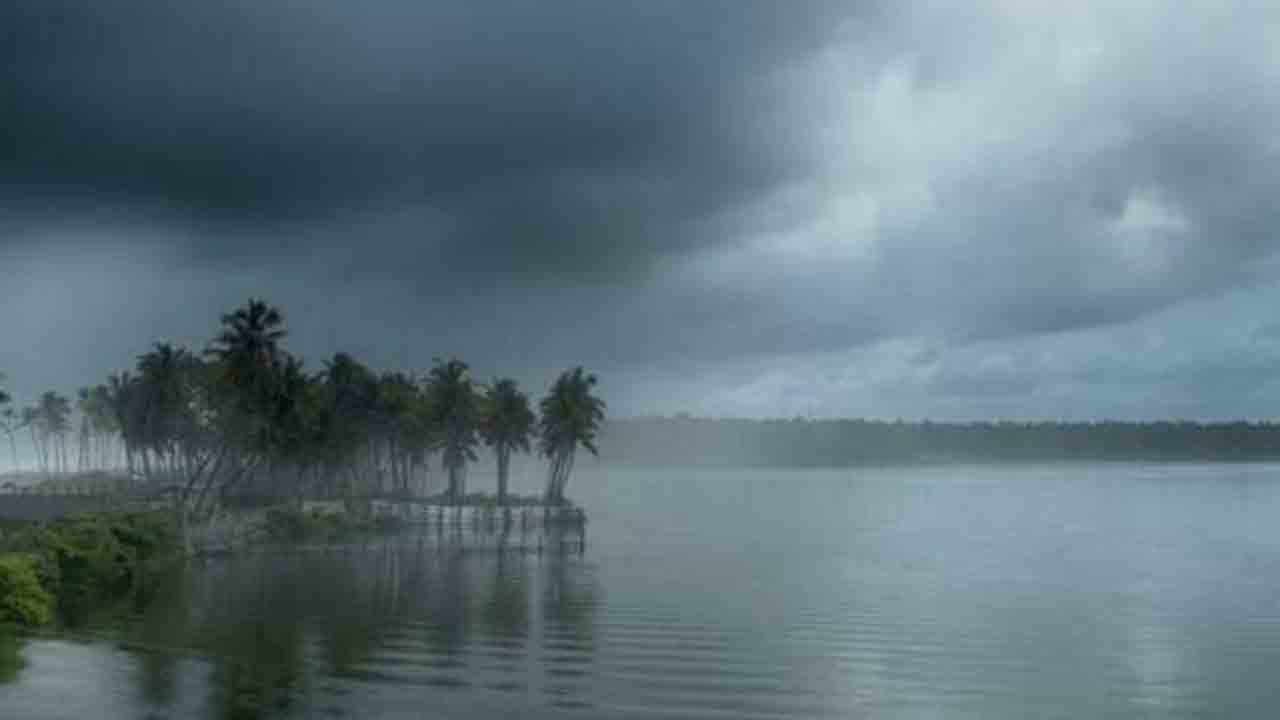 Southwest Monsoon | ఆగ్నేయ బంగాళాఖాతంలోకి రుతుపవనాలు.. వచ్చే మూడు రోజులు తెలంగాణలో వర్షాలు