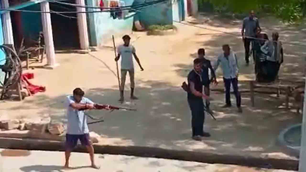 Madhya Pradesh | భూ వివాదం.. ఒకే కుటుంబంలో ఆరుగురిని కాల్చి చంపారు..