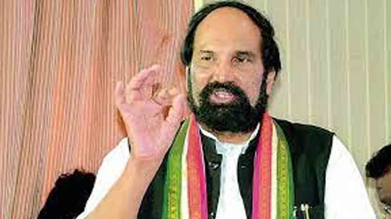 Congress war room |  సీనియర్లకు ‘సోషల్’ పొగ.. మానసికంగా దెబ్బతీసేందుకు కాంగ్రెస్లో ప్రత్యేక వింగ్