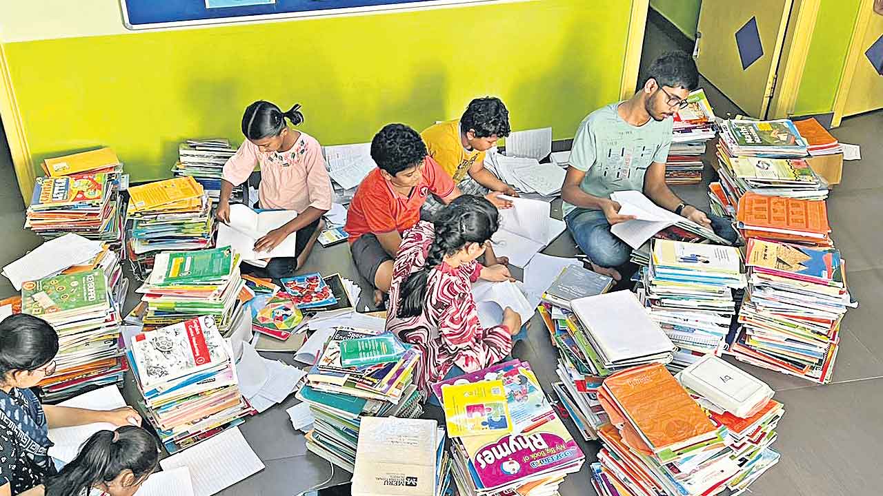 చిన్నోళ్లు.. మనసున్నోళ్లు .. వయసు చిన్నది.. మనసు పెద్దది