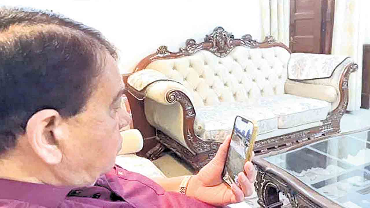 చివరి గింజనూ కొనుగోలు చేస్తాం..