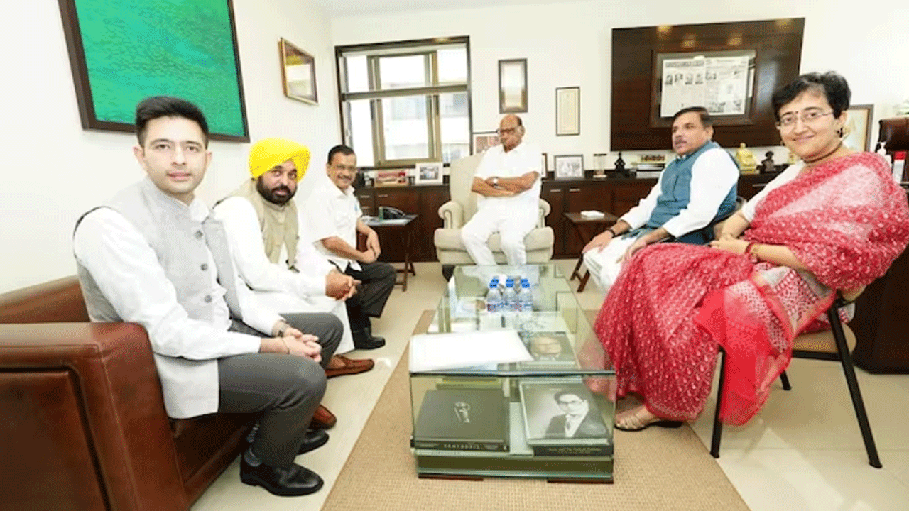 Arvind Kejriwal | ఢిల్లీ ఆర్డినెన్స్‌పై పోరు : ఎన్‌సీపీ చీఫ్‌ శ‌ర‌ద్ ప‌వార్‌తో కేజ్రీవాల్ భేటీ