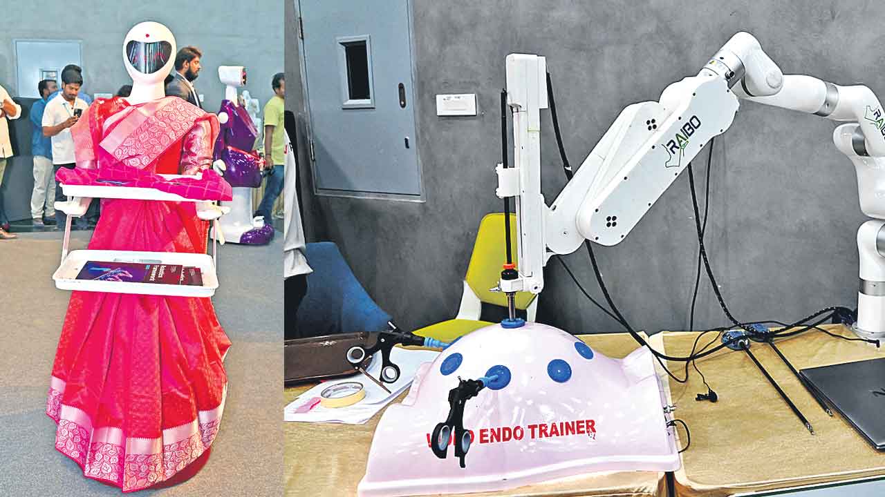 టీ హబ్‌ బుట్ట బొమ్మ ఆతిథ్యం ఇస్తూ.. పత్రాలు అందజేస్తూ