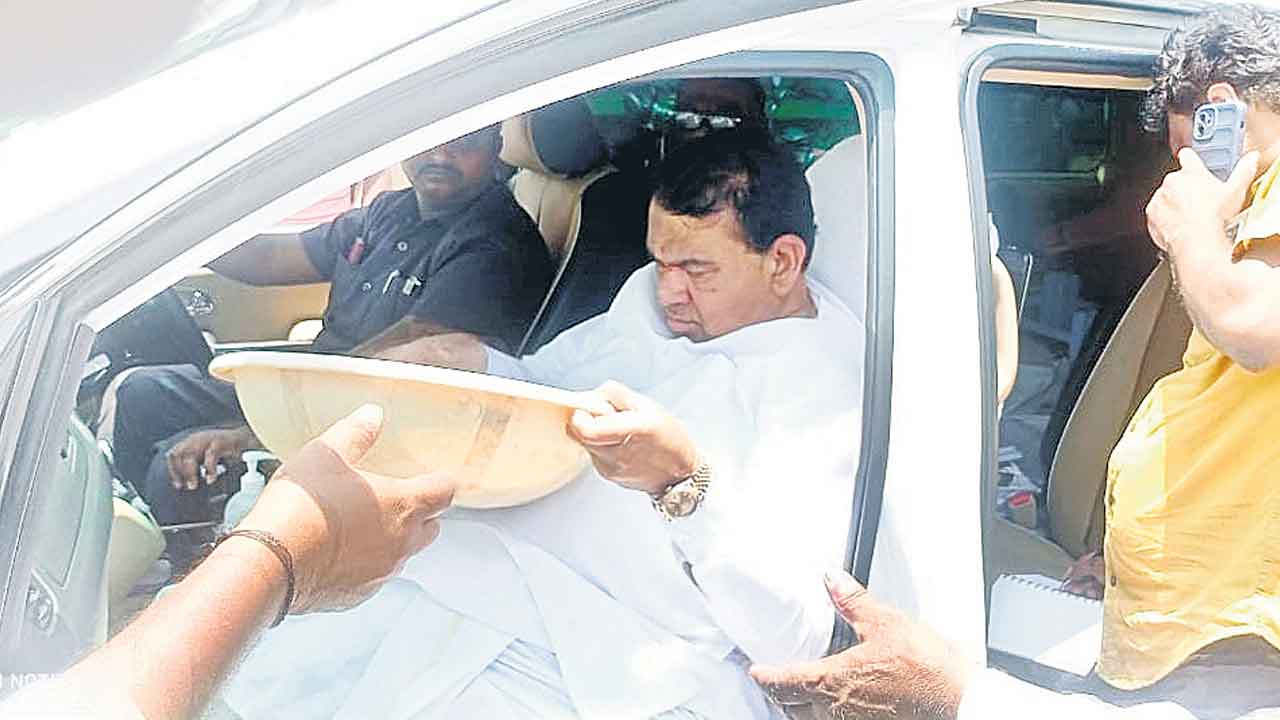 కాంటాలు వేసే దాకా కదల్లే..