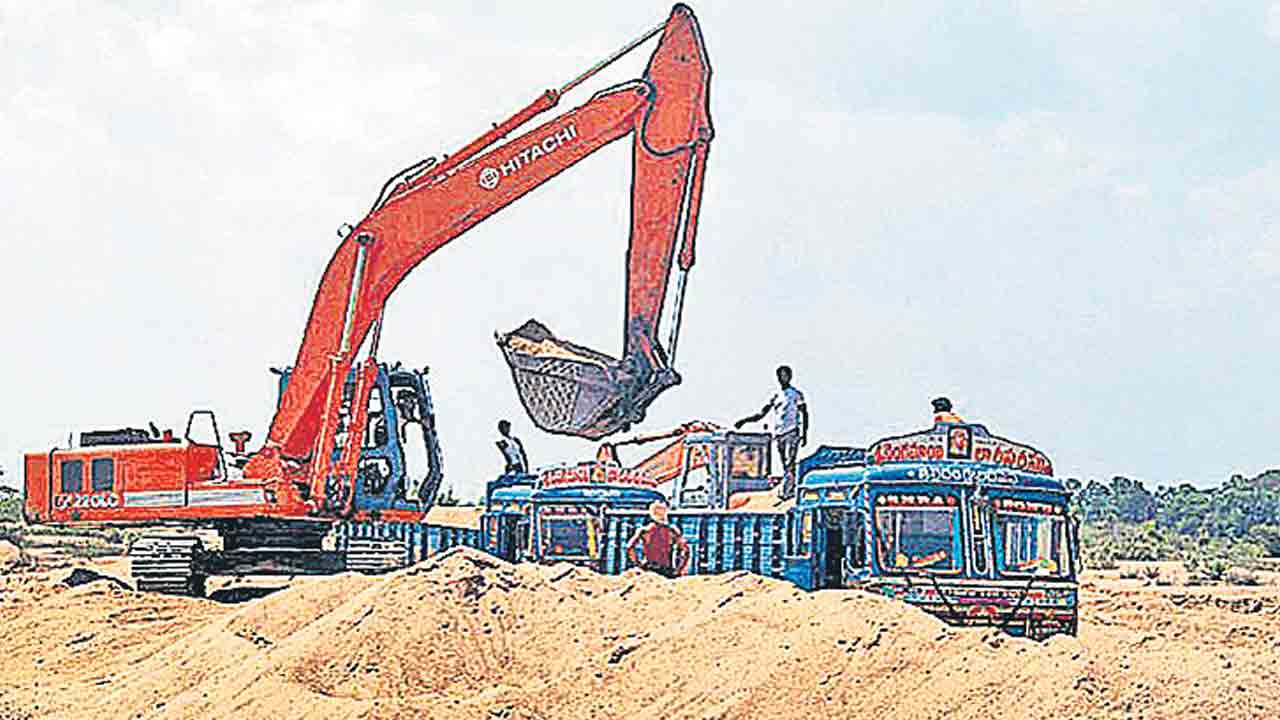 ఇసుక ద్వారా 5,551 కోట్లు