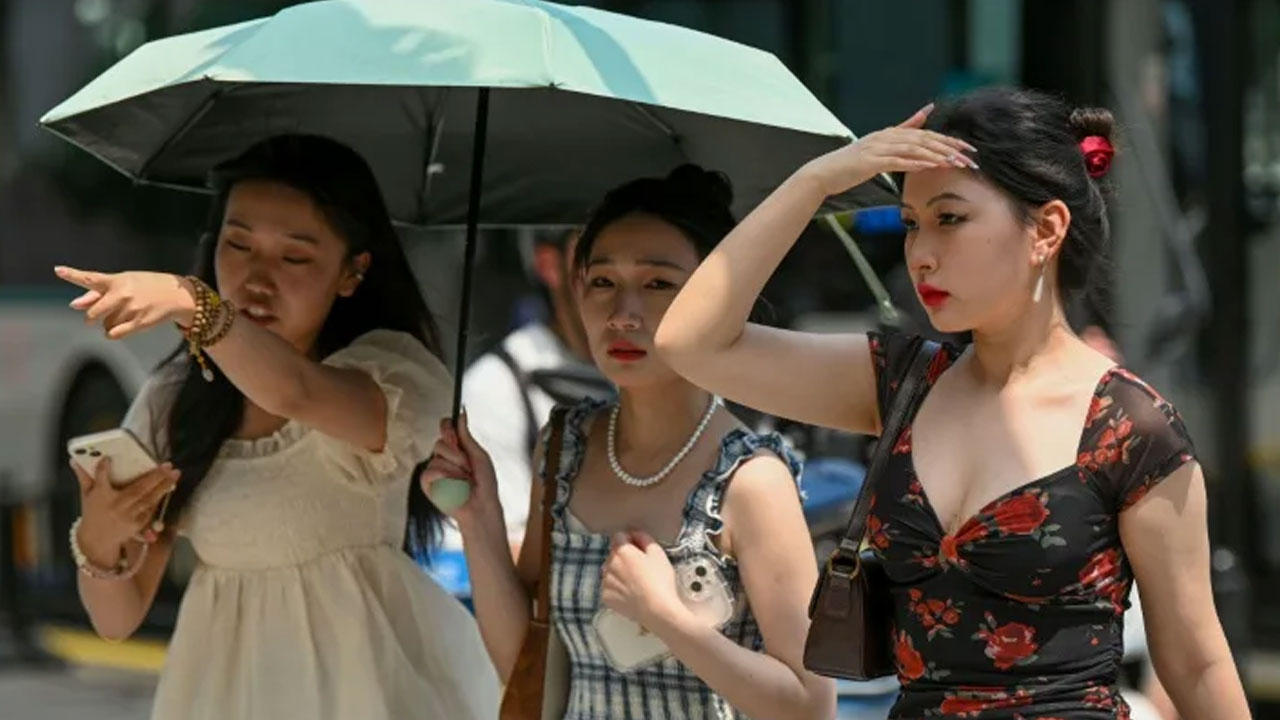 Shanghai: మండుతున్న షాంఘై.. వందేళ్ల రికార్డు బ్రేక్