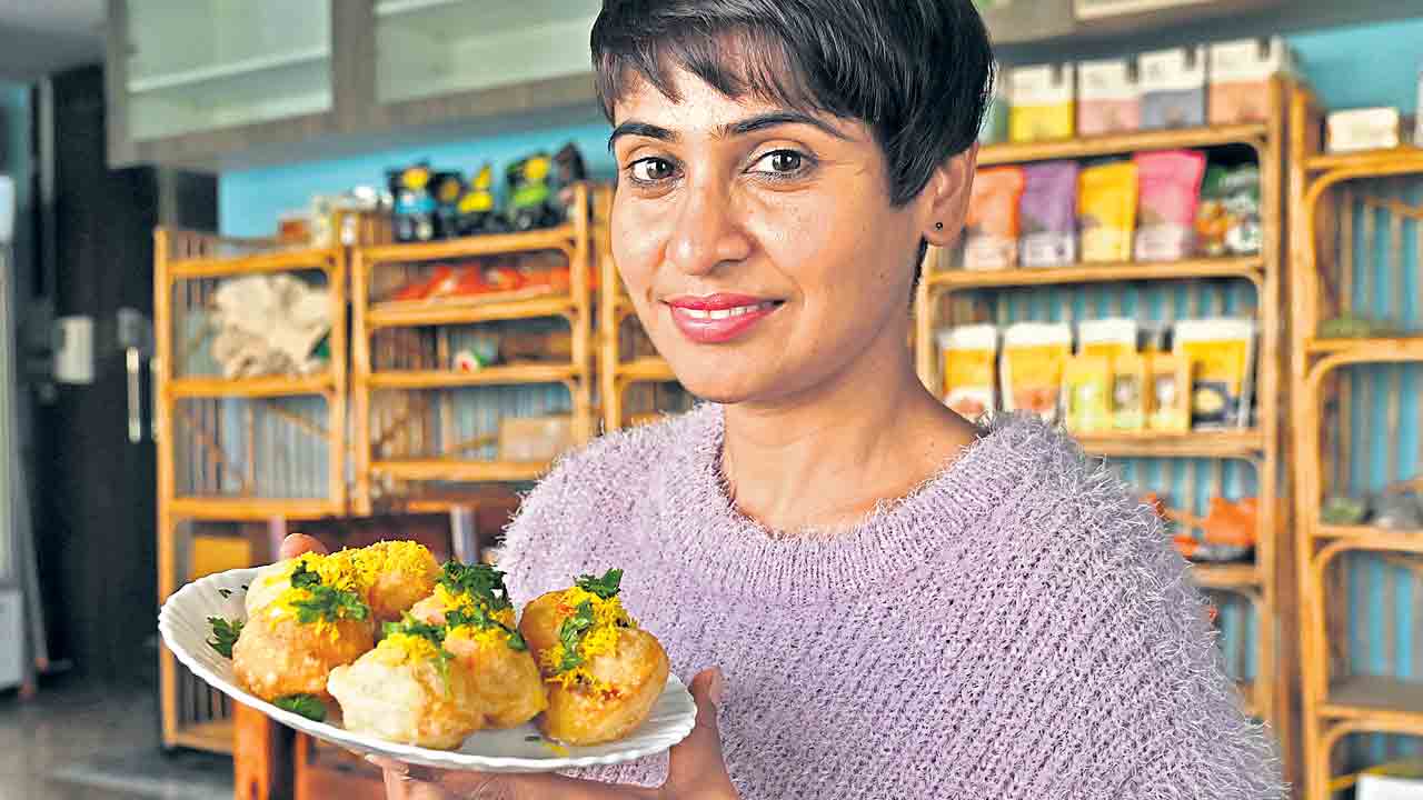 Simi’s world |  రుచి చూడండి.. తర్వాతే మారండి!