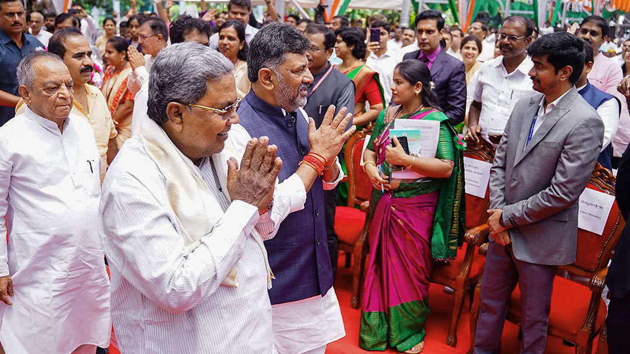 Karnataka Cabinet | క‌ర్ణాట‌క మంత్రుల‌కు శాఖ‌లు కేటాయింపు.. సీఎం వ‌ద్దే ఆర్థిక శాఖ‌..