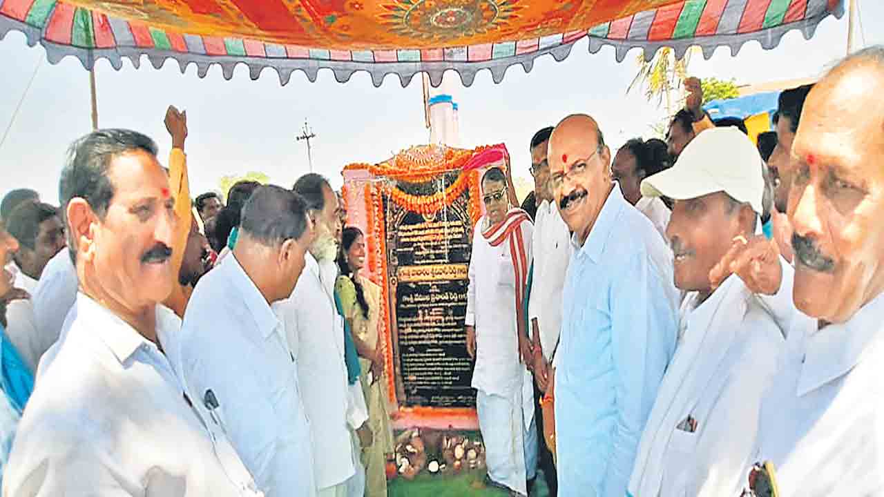 బాన్సువాడ బరిలో నేనే