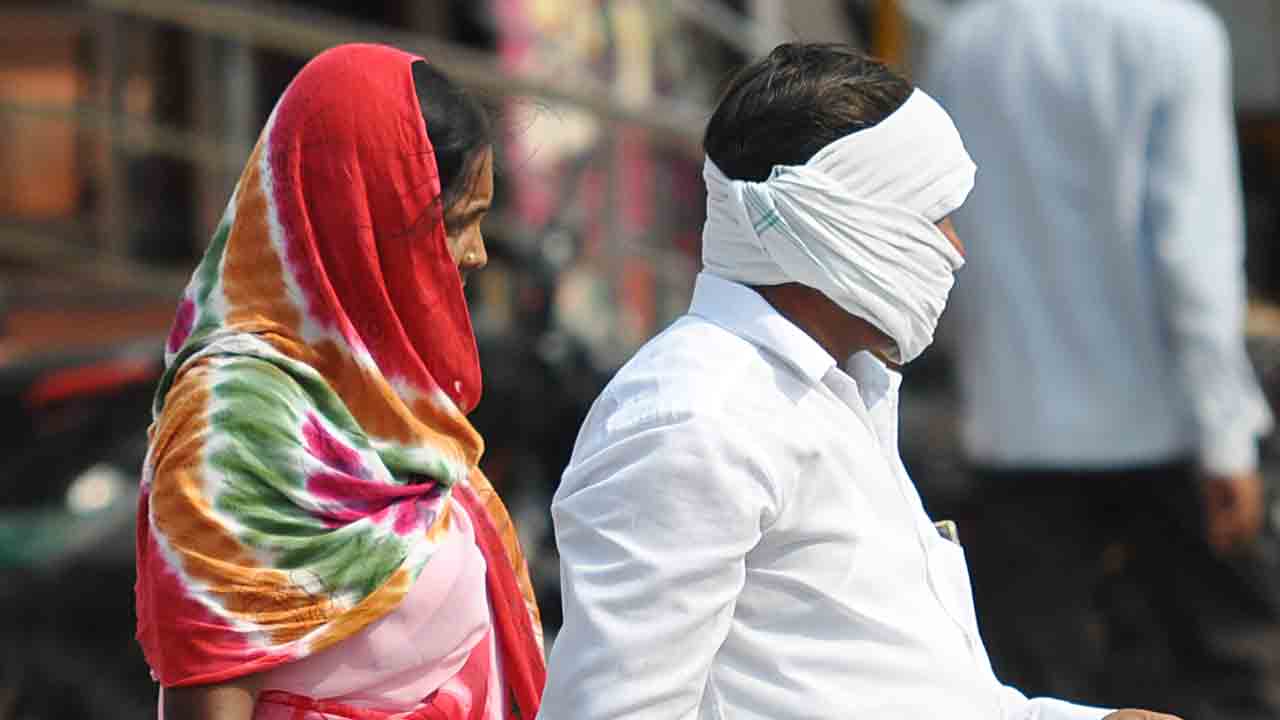 Hyderabad | హైద‌రాబాద్‌లో దంచికొడుతున్న ఎండలు.. ఉక్క‌పోత‌తో జ‌నం ఉక్కిరిబిక్కిరి