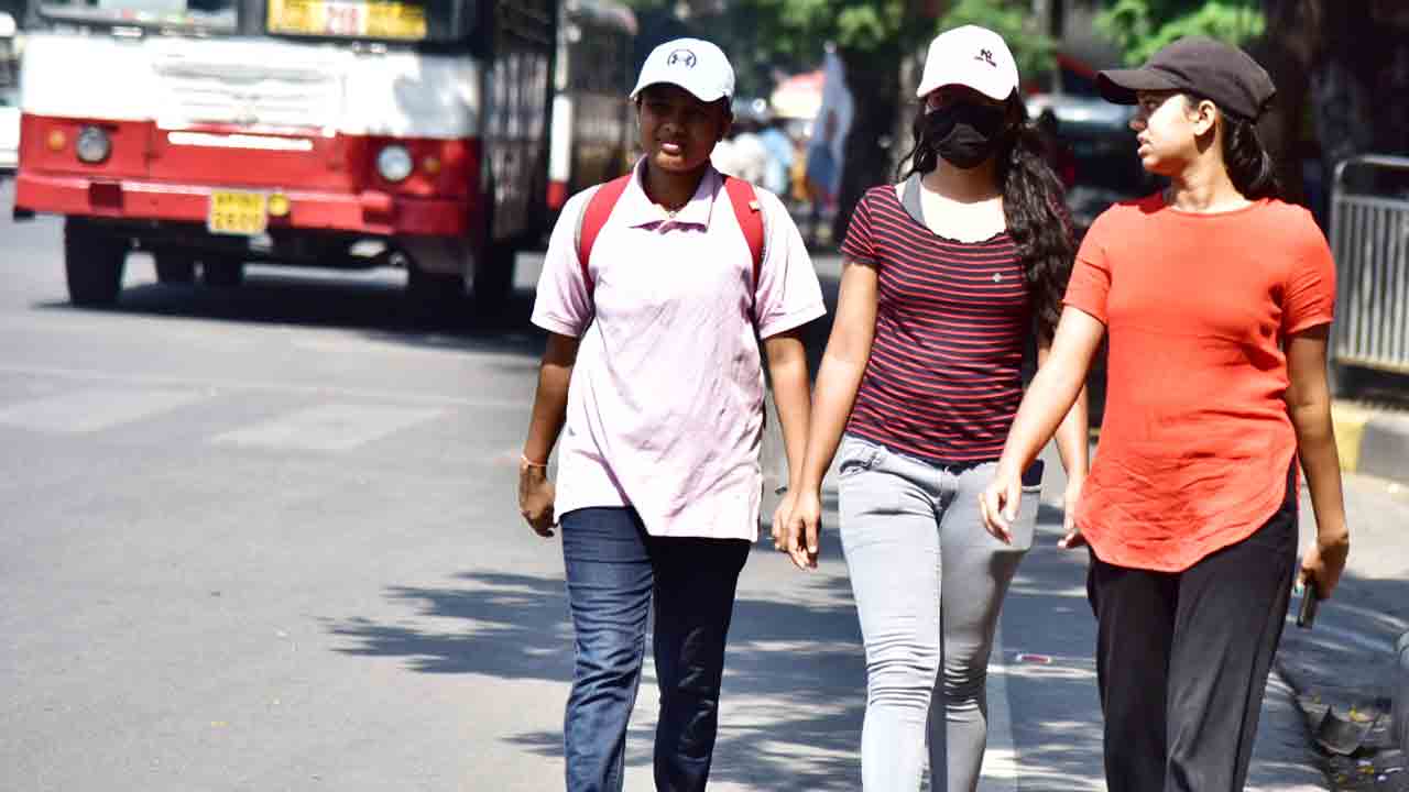 Summer | దంచికొడుతున్న ఎండ‌లు.. హార్ట్, కిడ్నీ రోగులు జ‌ర జాగ్ర‌త్త‌..!