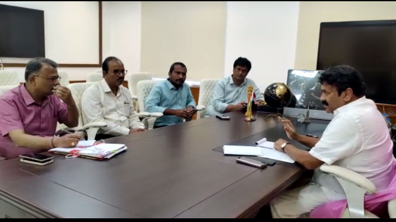 Telangana | గొల్ల‌, కురుమ‌ల‌కు గుడ్ న్యూస్‌.. జూన్ 5 నుంచి రెండో విడుత గొర్రెల పంపిణీ