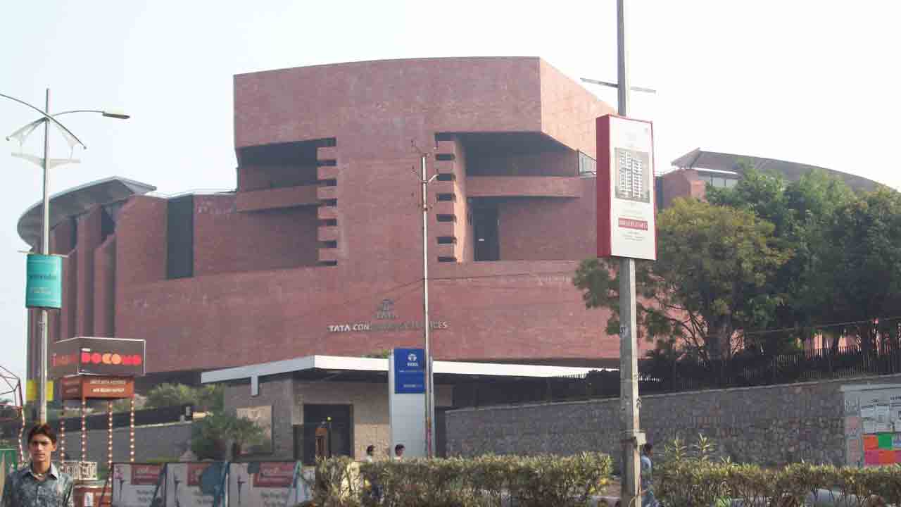 Hyderabad | మాదాపూర్‌లోని టీసీఎస్ కంపెనీకి బాంబు బెదిరింపు కాల్