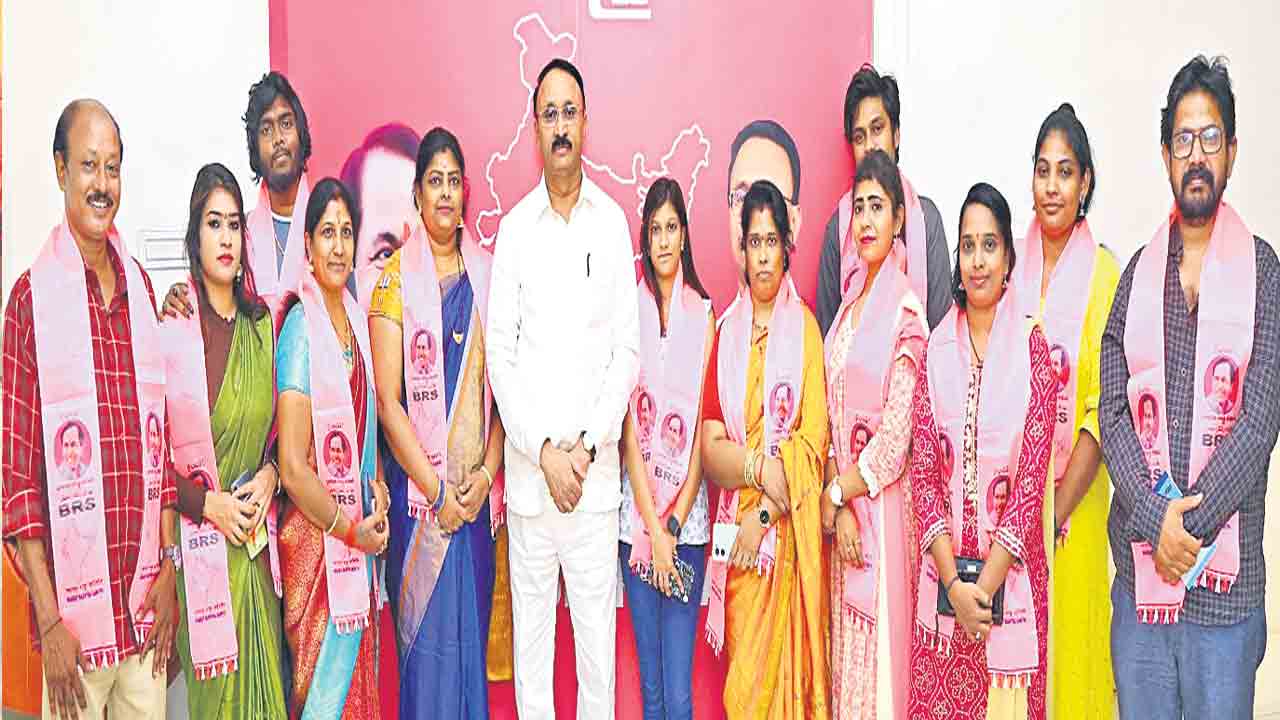 ఏపీ బీఆర్‌ఎస్‌లో చేరికలు