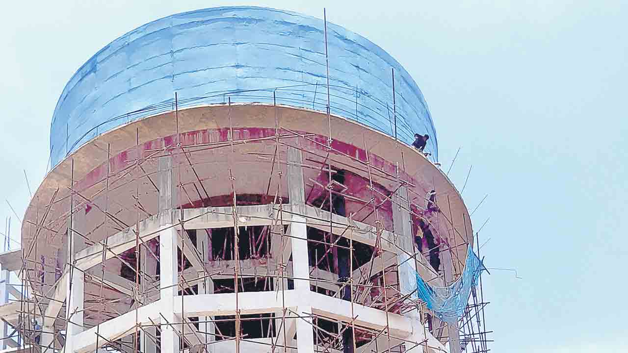 అభివృద్ధి పనుల ప్రారంభానికి ప్రగతి ప్రదాత