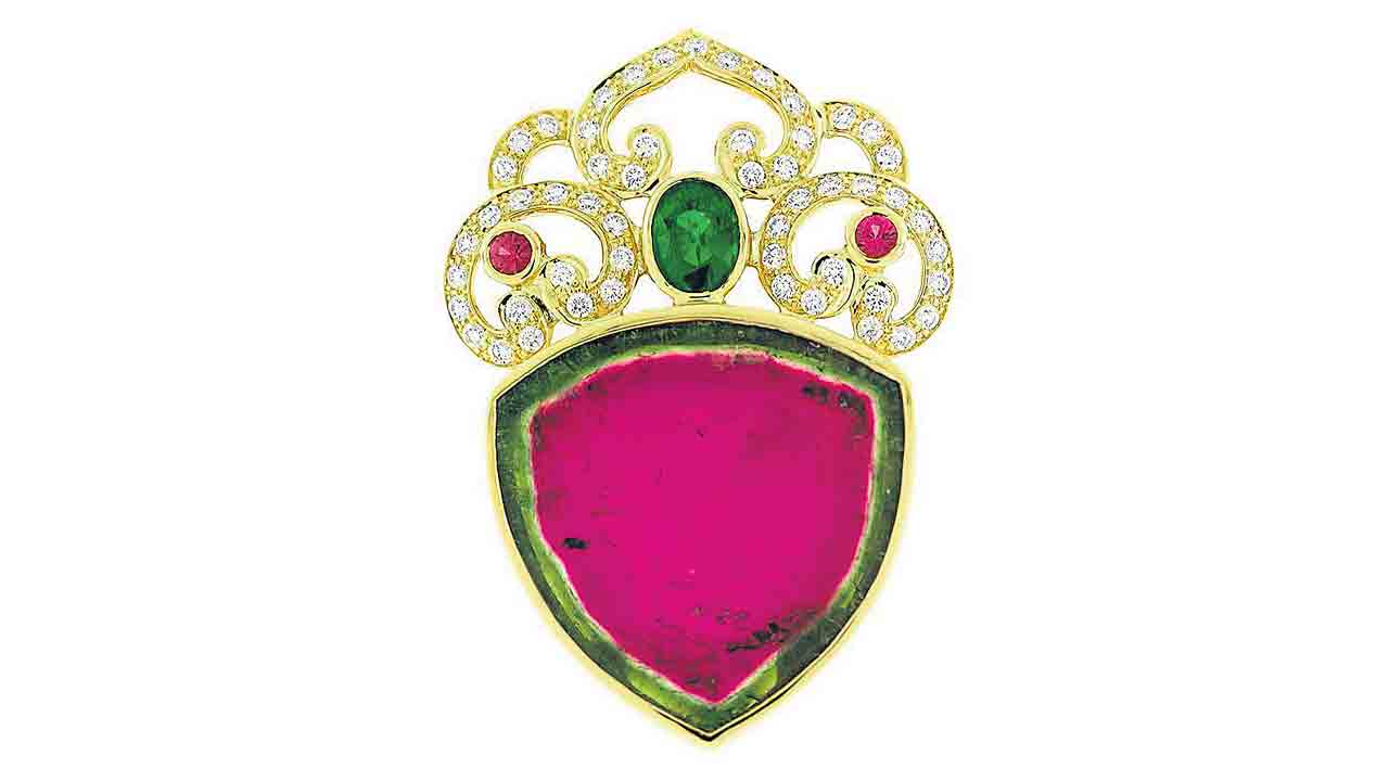 పుచ్చ క్రేజ్‌!