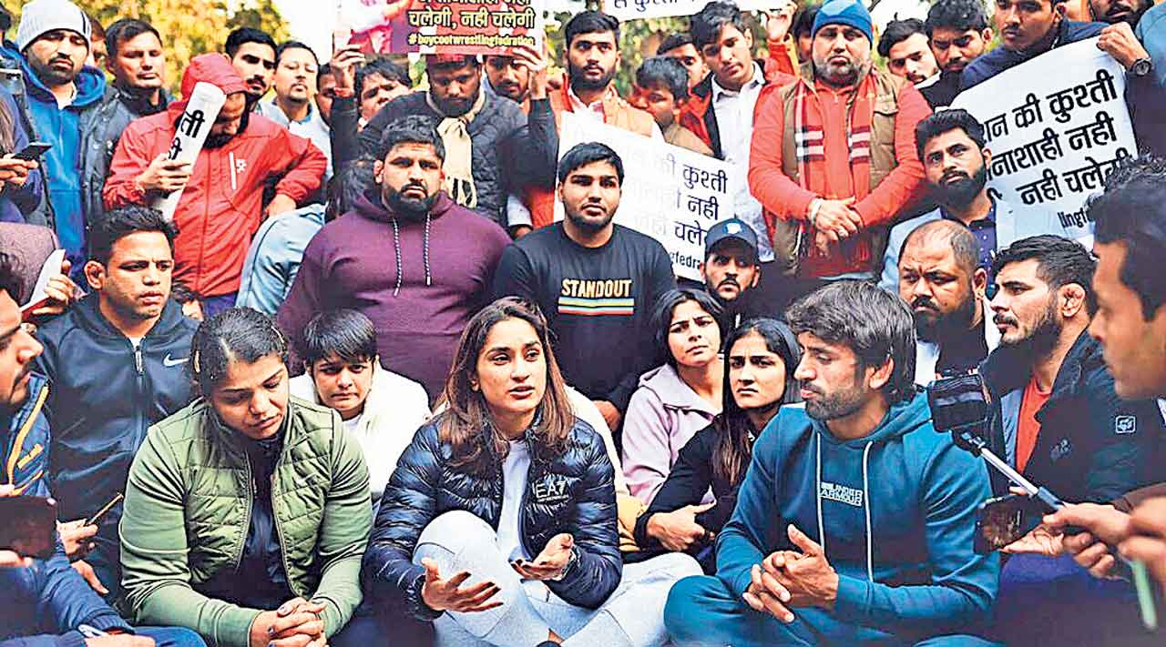 Wrestlers |  ఆడబిడ్డల కన్నీళ్లు పట్టవా?