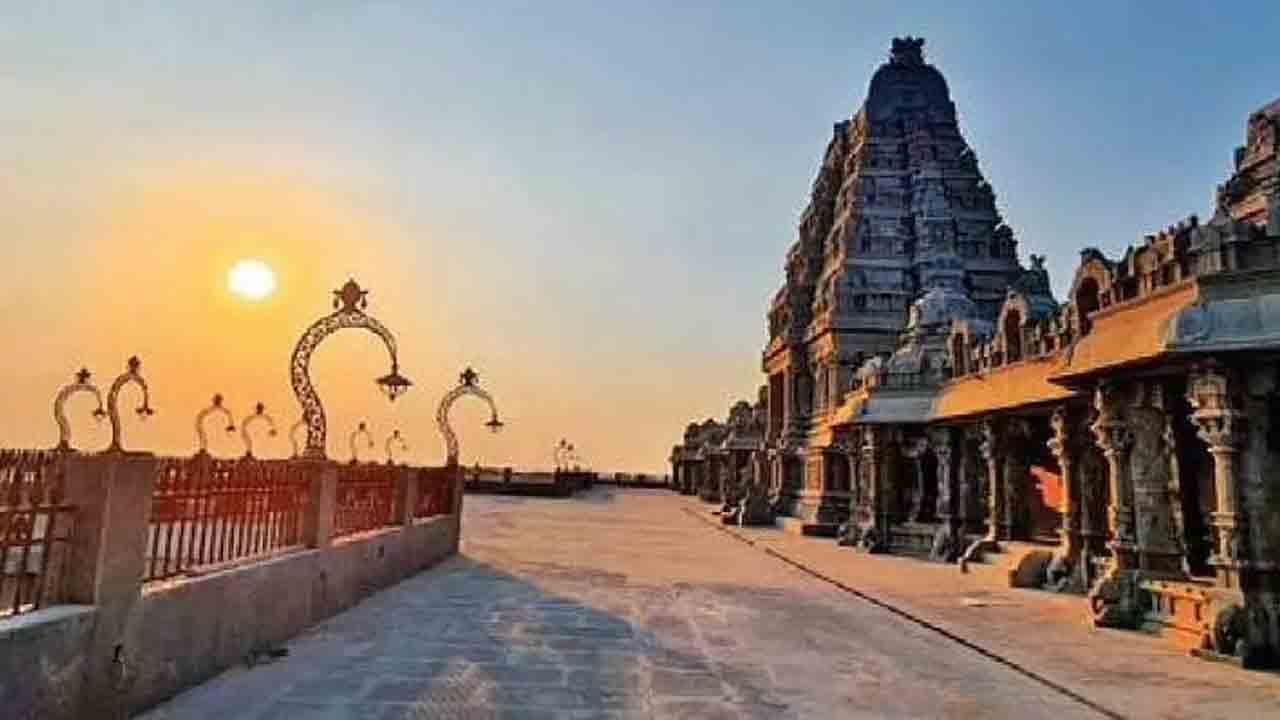 Yadagiri Gutta | యాదాద్రీశుడి ఆదాయం రూ.26.86 లక్షలు