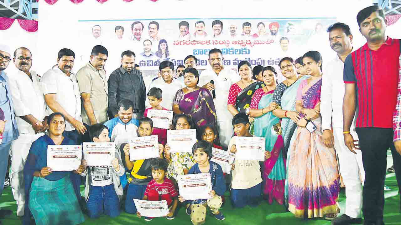 సమ్మర్‌ క్యాంపులతో చిన్నారుల్లో ఉత్సాహం