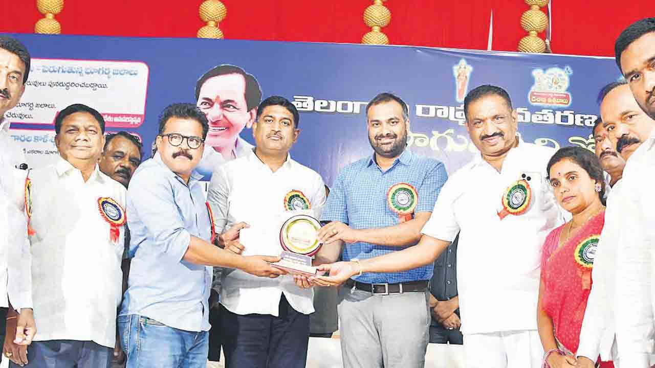 సాగునీటి రంగంలో విప్లవాత్మక మార్పులు