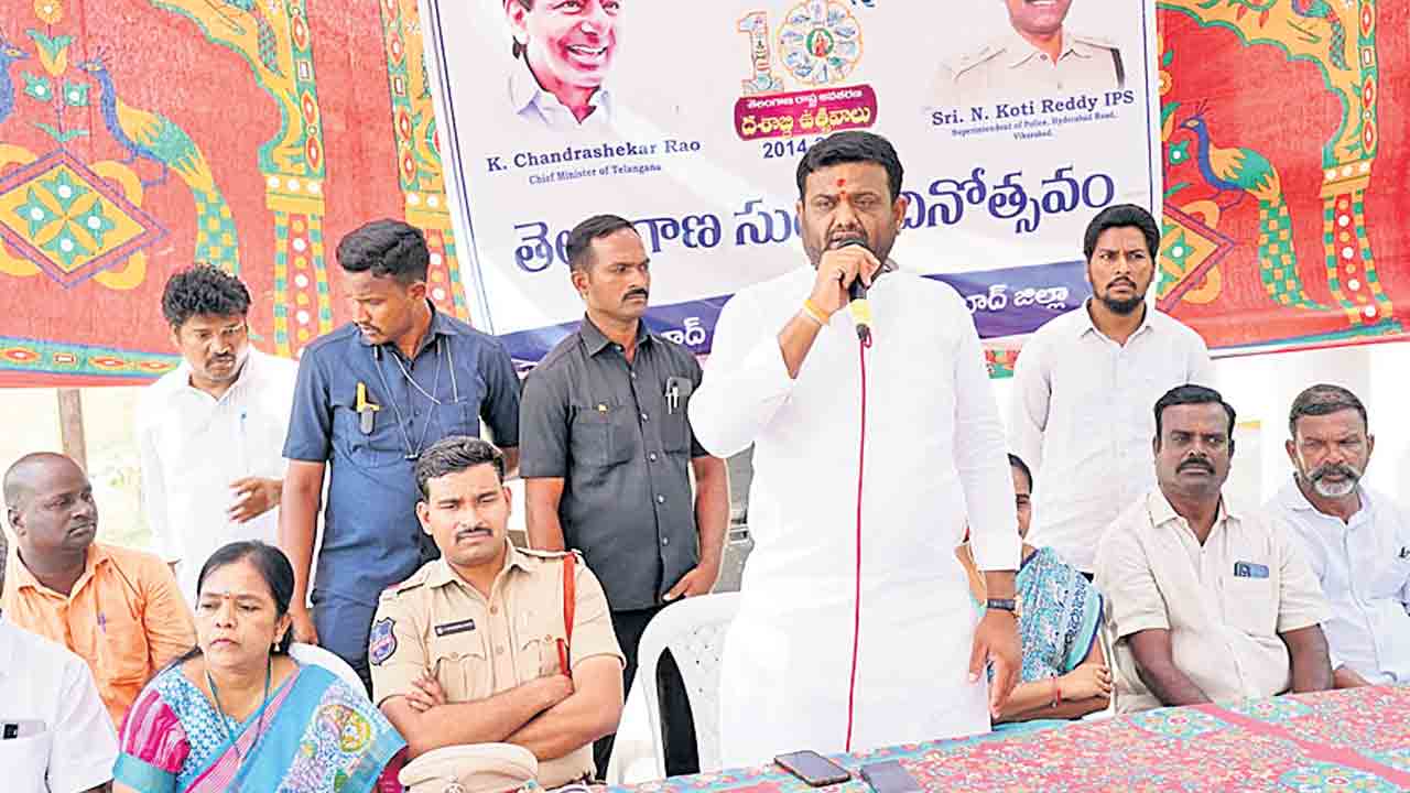 ఫ్రెండ్లీ పోలీసింగ్‌తో ప్రజలకు ఉత్తమ సేవలు