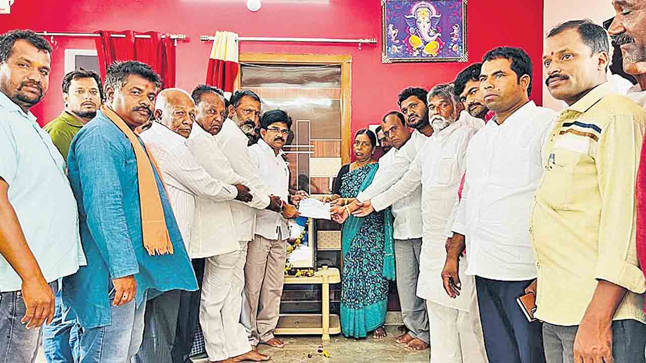 కల్లు గీత కార్మిక కుటుంబాలకు ప్రభుత్వం అండ