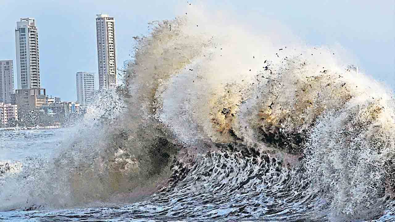 Cyclone Biparjoy | ‘బిపర్‌’.. ఫికర్‌.. ముంబైలో పెను గాలుల బీభత్సం.. గుజరాత్‌ తీరంలో అల్లకల్లోలం