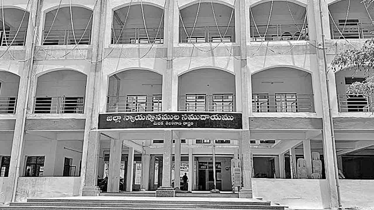 నేడు మెదక్‌కు హైకోర్టు చీఫ్‌ జస్టిస్‌ రాక