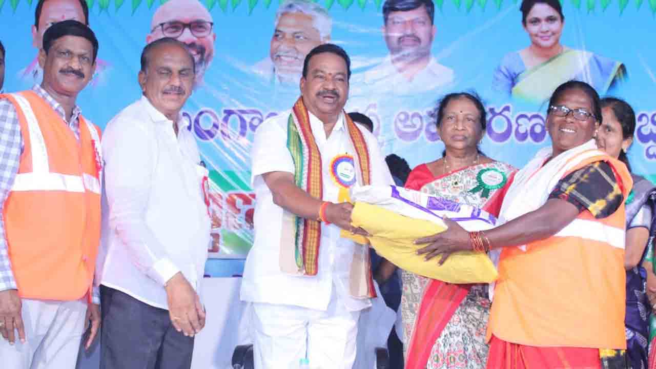 పట్టణ ప్రగతి దేశానికే ఆదర్శం