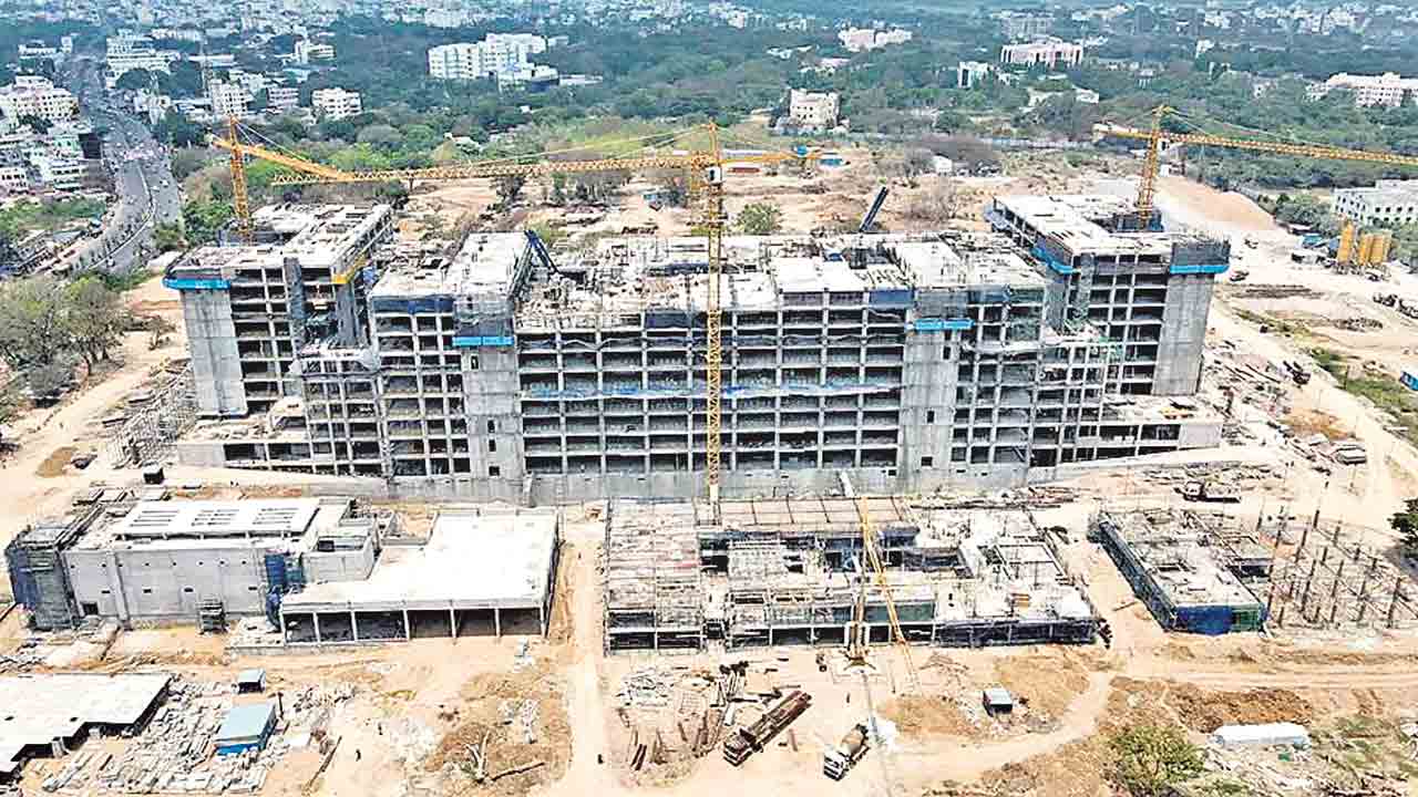 Government Hospitals |  ప్రభుత్వ దవాఖానల్లో 50 వేల పడకలు..ఆదర్శంగా మారనున్న ప్రజావైద్యం