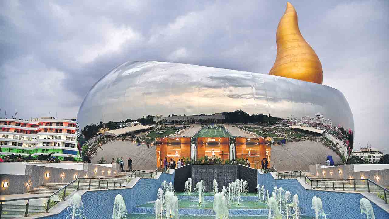 Telangana Martyrs |  వీరులారా.. వందనం.. అమరుల కుటుంబాలకు అండగా సీఎం కేసీఆర్‌