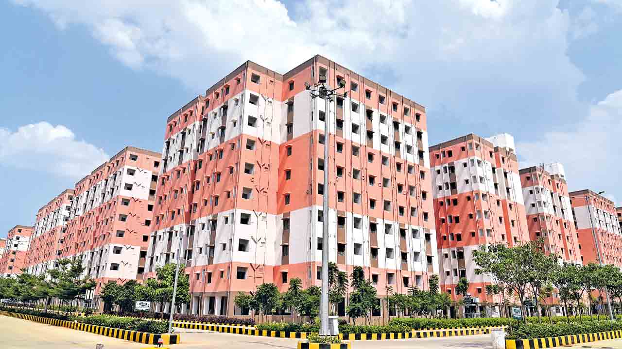 కొల్లూరులో కేసీఆర్‌ నగర్‌