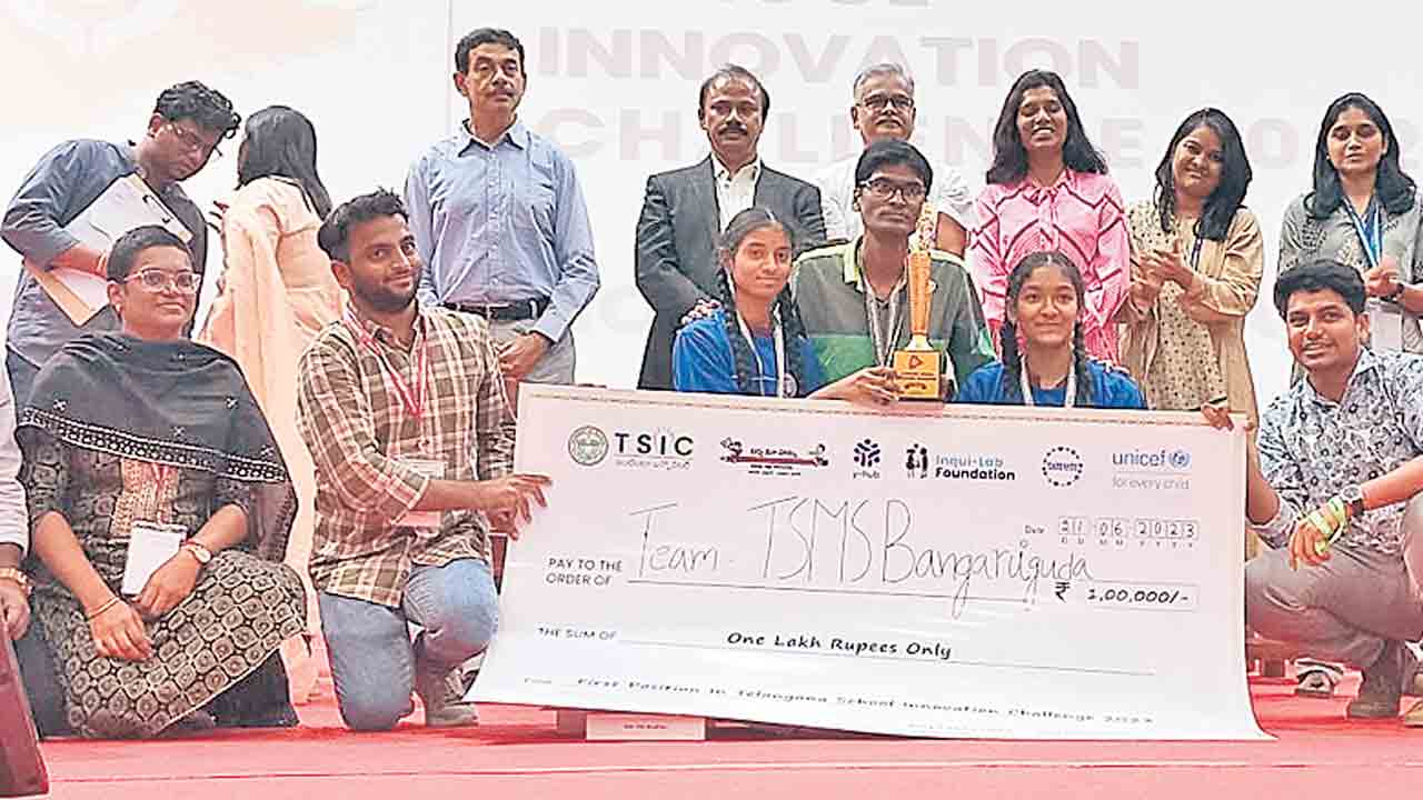 విద్యార్థి దశలోనే ఆవిష్కరణలు చేయాలి