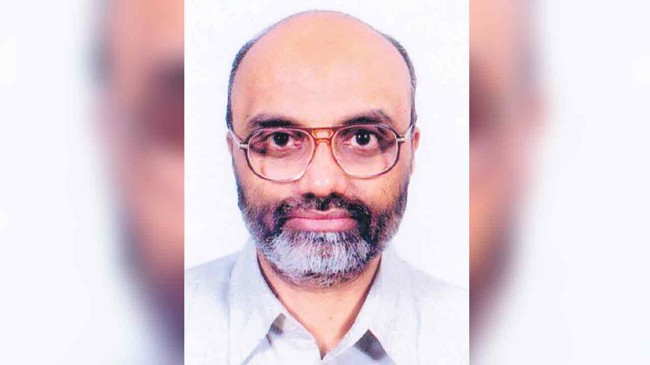 ఆర్బీఐ పాలసీ ఆర్థిక వ్యవస్థకు చేటు