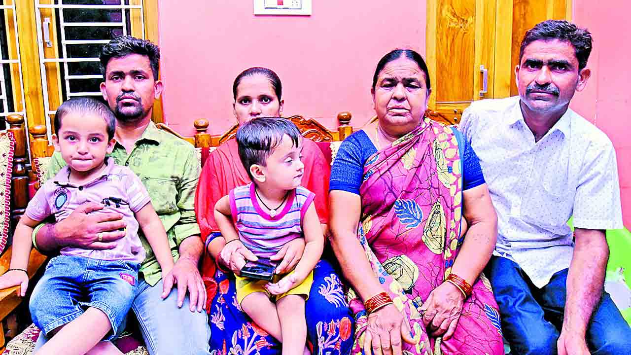 అమరుల కలలు స్వరాష్ట్రంలో సాకారం