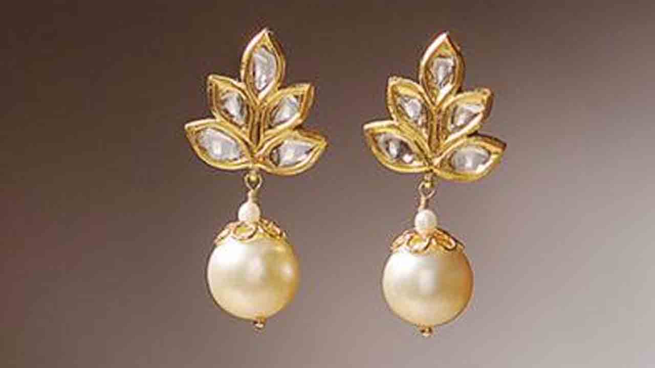 Jagtial |  ప్రాణం తీసిన చెవి కమ్మలు