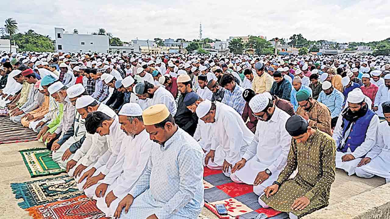 ఘనంగా ఈద్‌-ఉల్‌-అదా