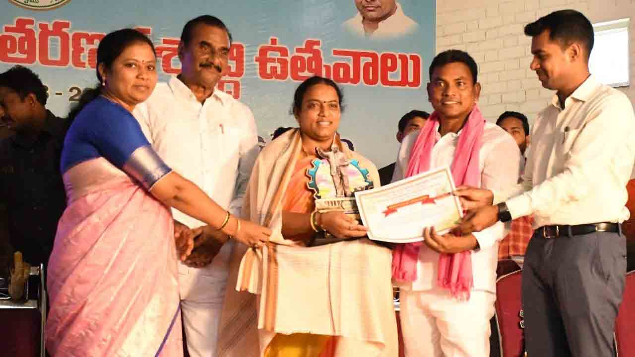 అవకాశాలను అందిపుచ్చుకోవాలి