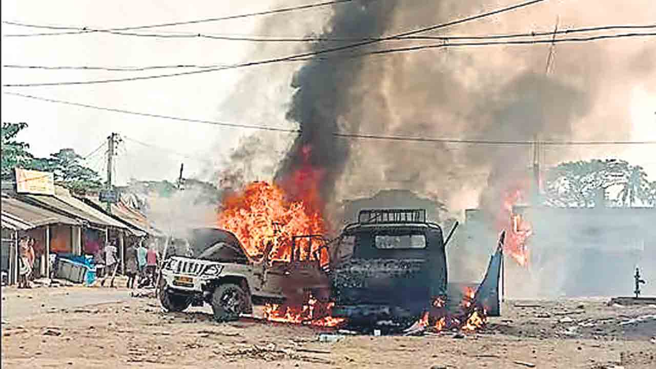 బెంగాల్‌లో ఎన్నికల హింసకు ఐదుగురు బలి