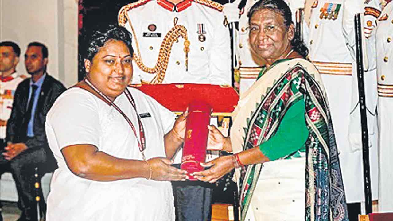 ఆరు జిల్లాల్లో హరివిల్లు