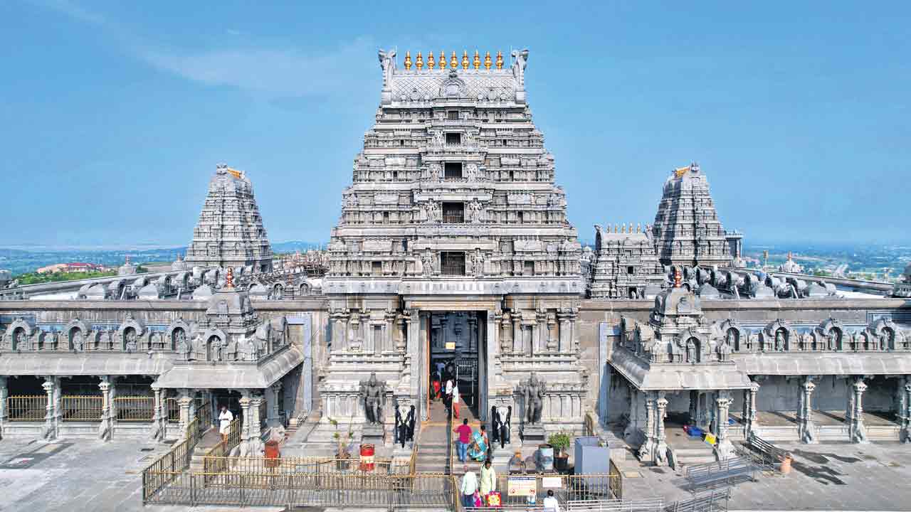 CM KCR |  పాలకుడి సంకల్పం.. పరమాత్మ కటాక్షం!