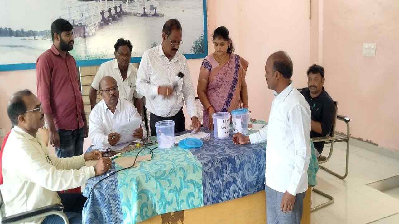 పారదర్శకంగా ‘డబుల్‌’ ఇండ్ల లక్కీడ్రా