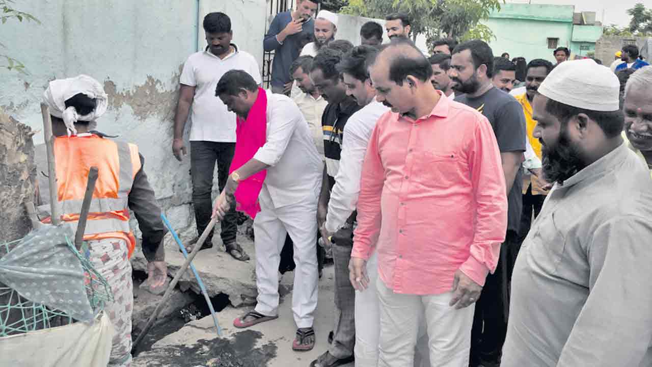 అభివృద్ధిని చూసి ఆదరించండి