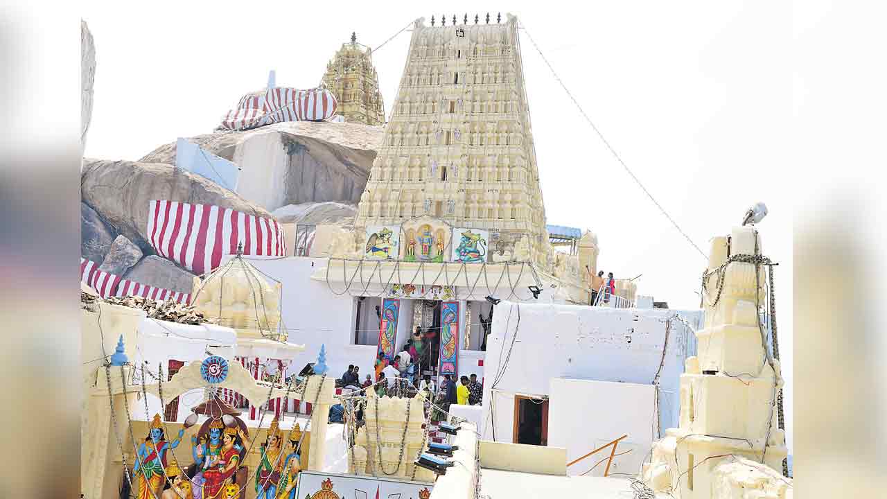 తొలి ఏకాదశికి వేళాయే..